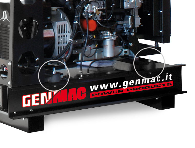 Дизельный генератор Genmac G30IO