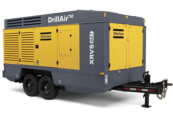 Дизельный компрессор Atlas Copco XRVS 647 CD на шасси