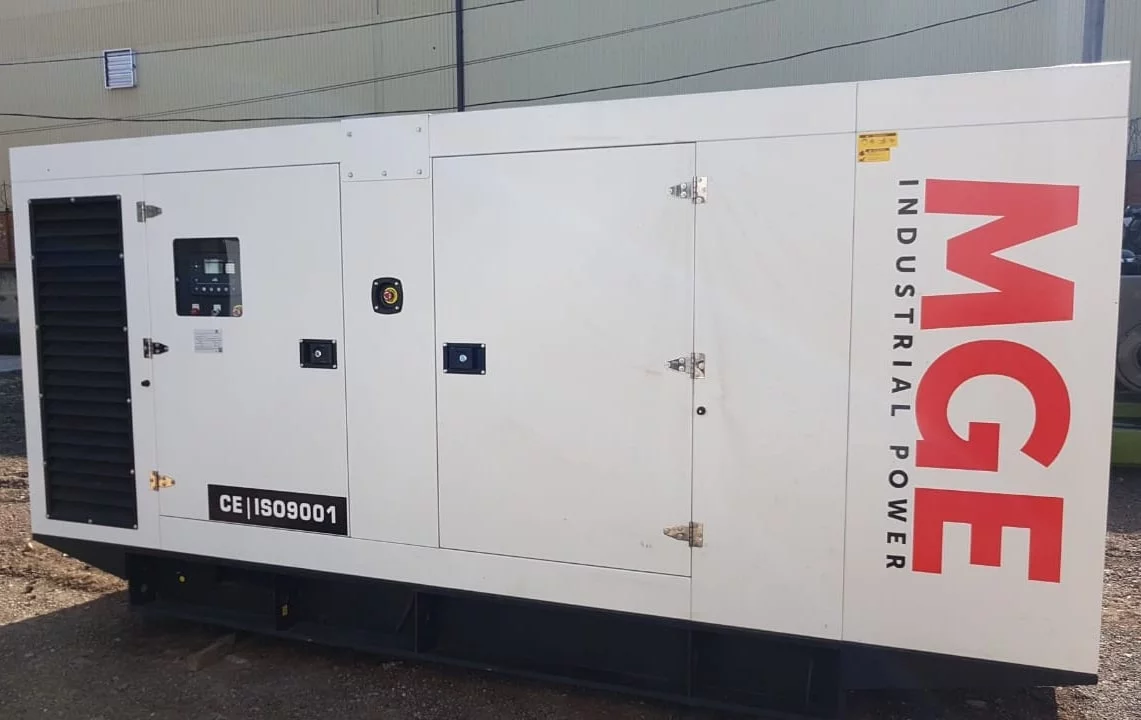 Дизельный генератор Doosan MGE 600-Т400 в кожухе