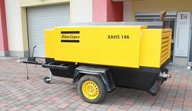 Дизельный компрессор Atlas Copco XAHS 146 DD на шасси — фото 2